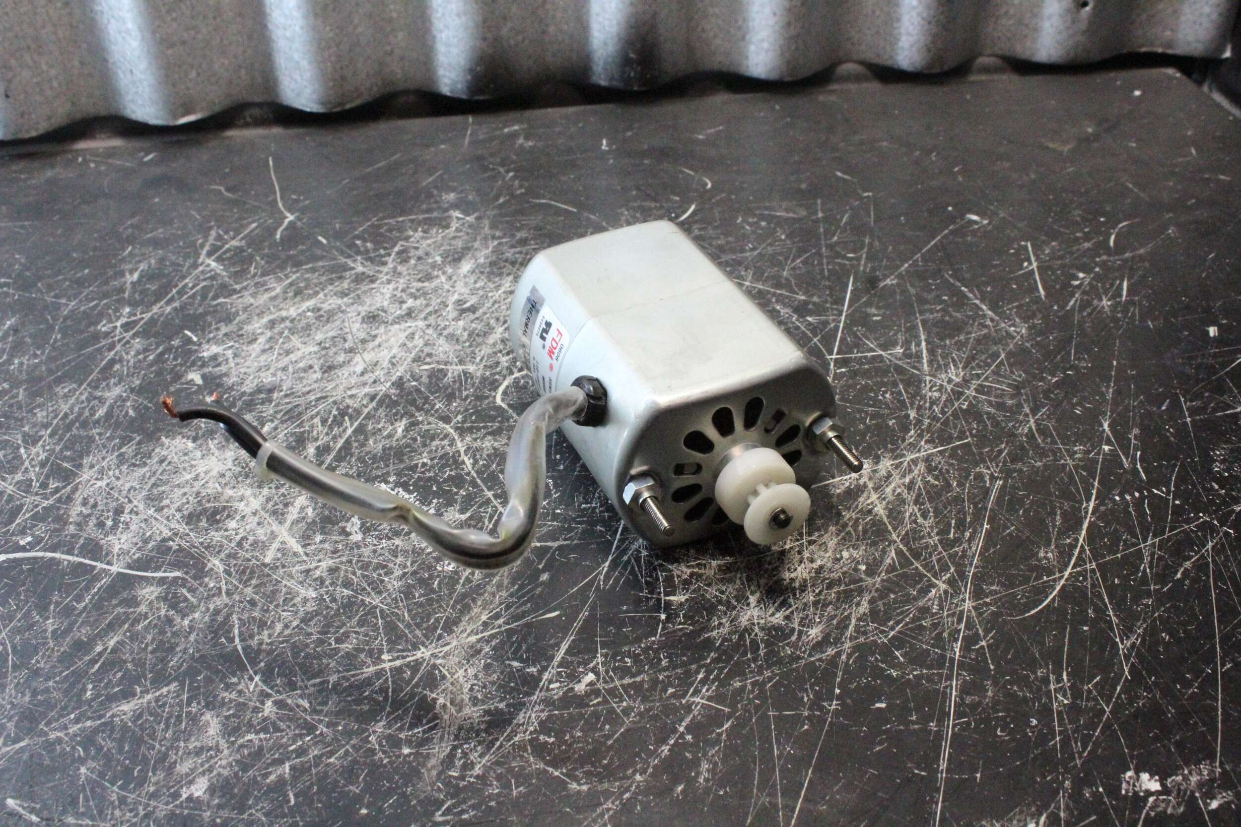 Sewing Machine Motor # HF-07150 - RECYBORG