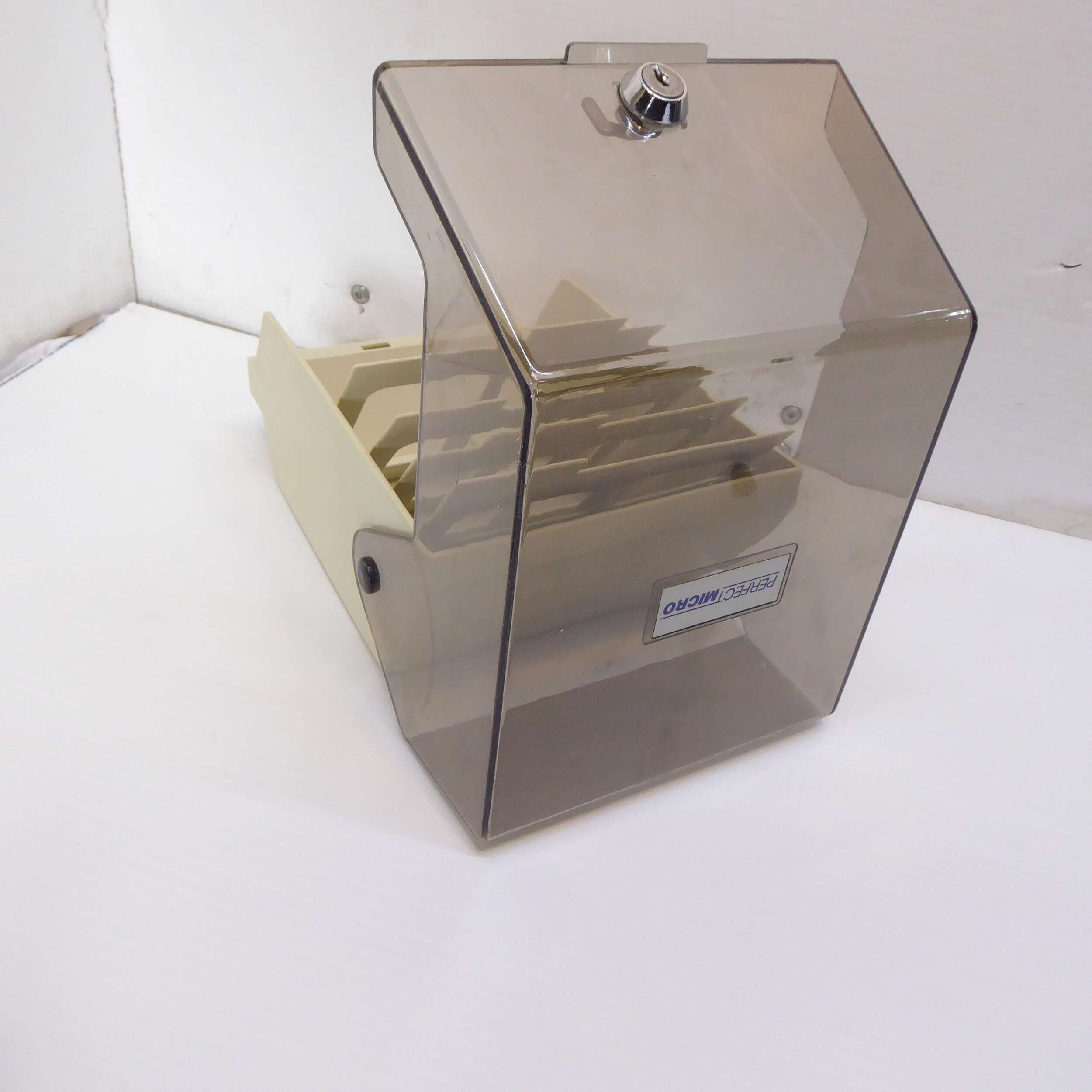 Boîte de stockage de disquettes 5 1/4" / Floppy Disk Storage Box