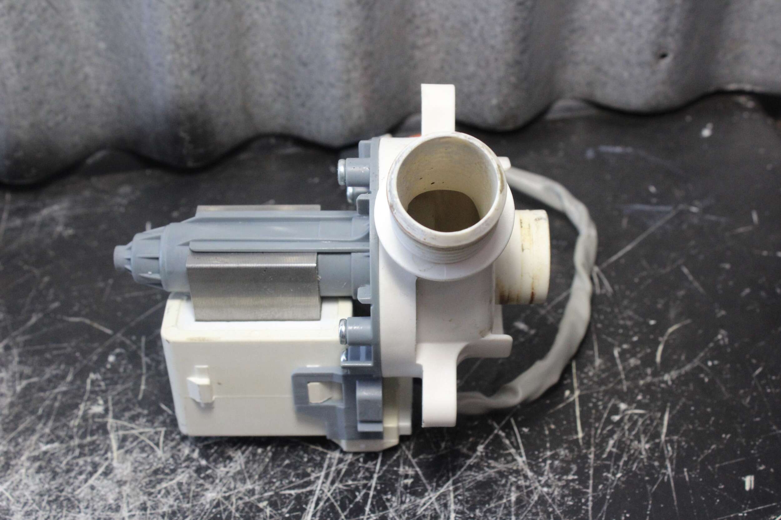 GE Washer Model GTW330BMK0WW Drain Pump B403A01 290D1201G001