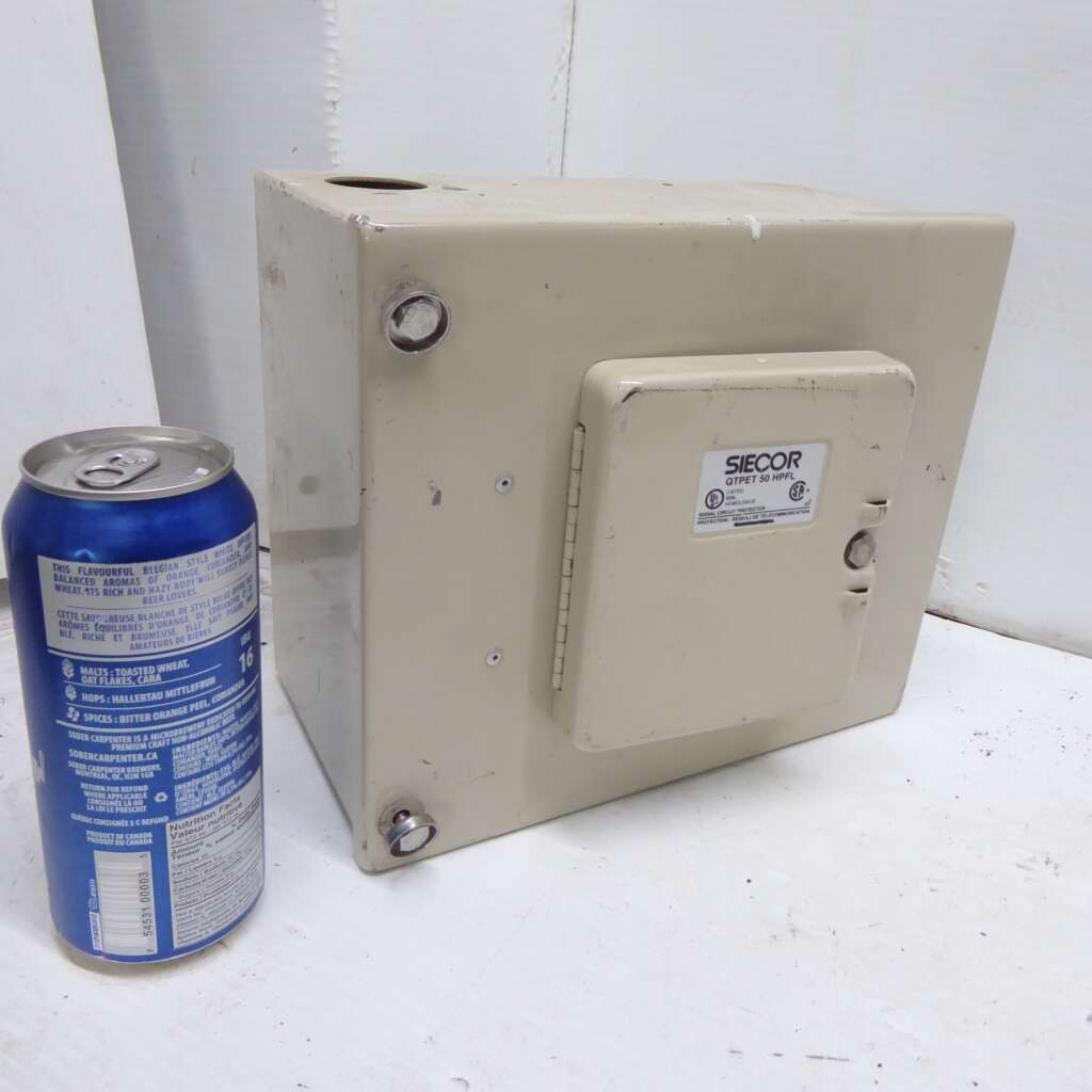 Boîte électrique en acier 10″ x 9″ x 5 1/2 ″