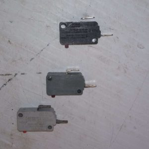 Lot de 3 micro interrupteurs (switch) NC 15A 125AC