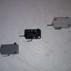 Lot de 3 micro interrupteurs (switch) NO 15A 125AC