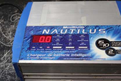 Chargeur de batteries intelligent Motomaster Nautilus – Image 2