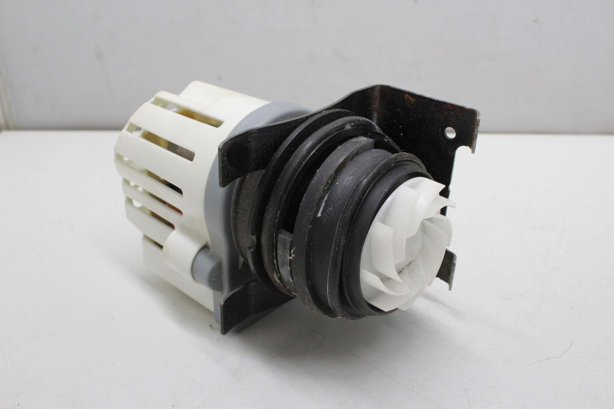 Frigidaire Dishwasher Circulation Pump 154395403
