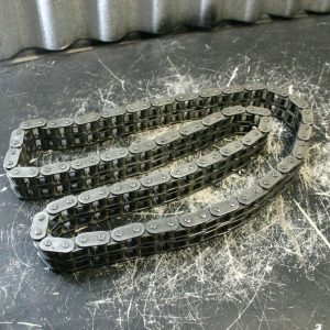 Chaîne double en acier 44'' de long x 1-1/8'' de large (Regina) pour projet DIY / Steampunk / Industriel