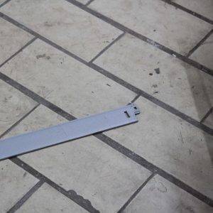 Barre latérale de classeur 33-7/8"