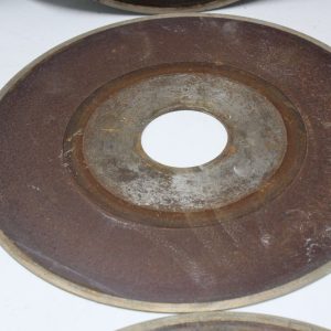 Lames de scie a diamant pour ceramique rouillées usé pour projet upcycling