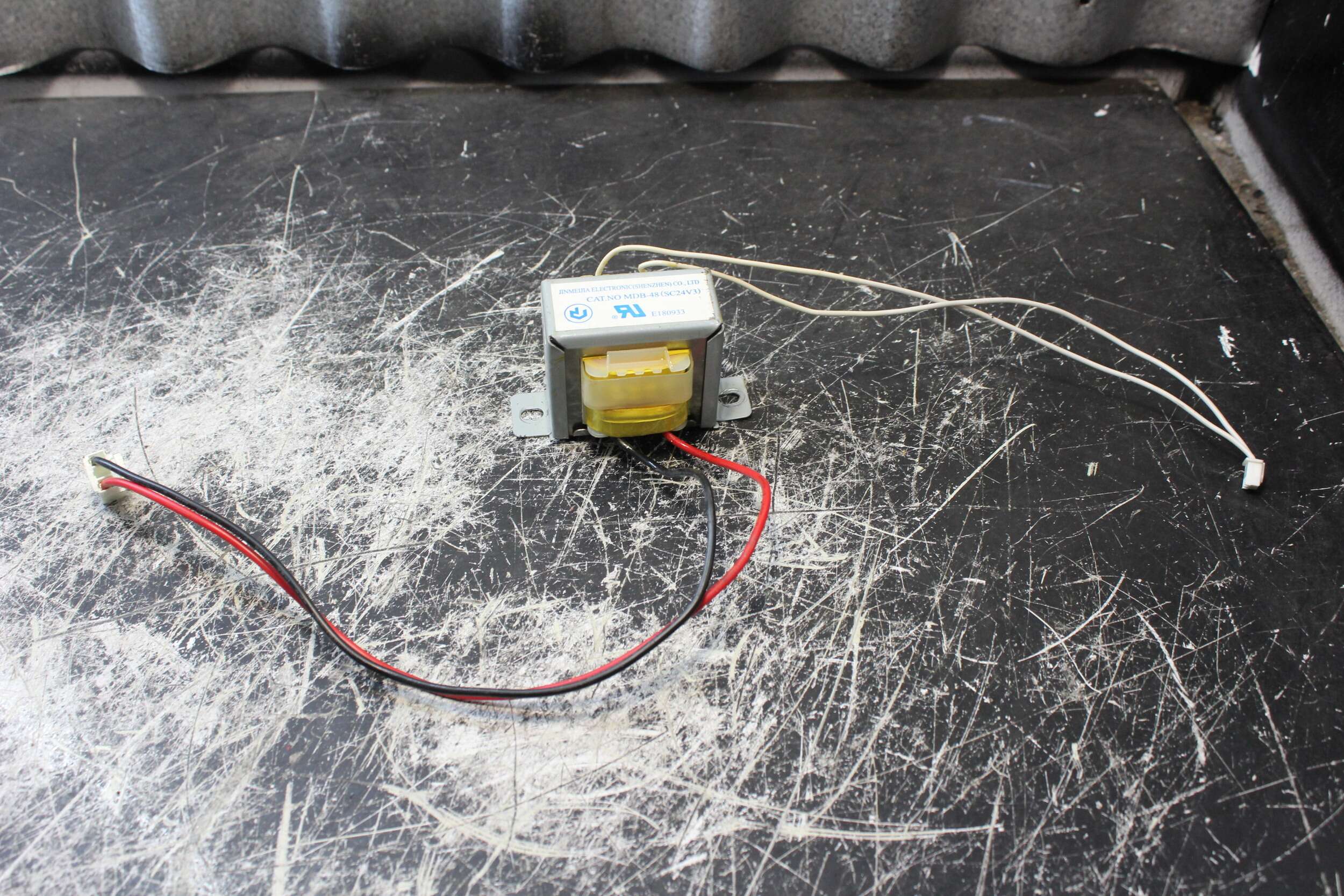 GE Air Conditioner Model APE08AKM1 Transformer MDB48 (SC24V3)