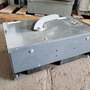 Boite - boitier électrique en métal 10''x17''x7''