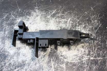 GE Washer Model GBVH5200J0WW Door Lock Latch # 461970200692