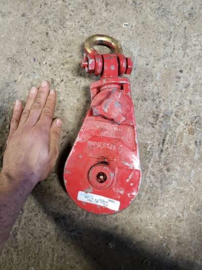 McKISSICK LEBUS Snatch Block Pulley 5 inch - 6 tons - 3/8'' to 1/2'' (BLK L-5-S 599533) - Image 2