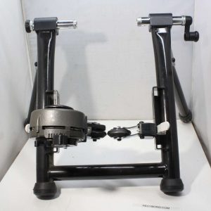 Entraîneur à vélo Minoura RDA 2429 sans la manette