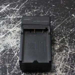 Chargeur de batterie de caméra 4.2V - 600mAh