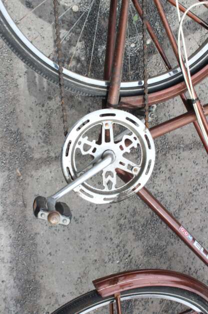 Vélo Vintage CCM brun "Elite" 5 vitesses. Tel quel, pneus presque neufs – Image 10