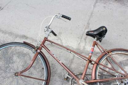Vélo Vintage CCM brun "Elite" 5 vitesses. Tel quel, pneus presque neufs – Image 2