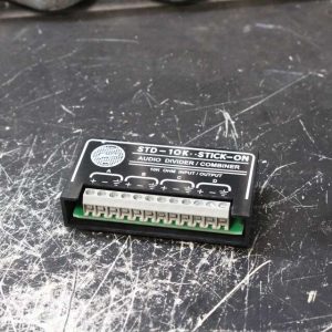 Radio STD-10K Stick-On Audio Divider / Combiner