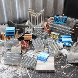 Lot de dissipateurs de chaleur / heatsinks en aluminium (5 lbs)