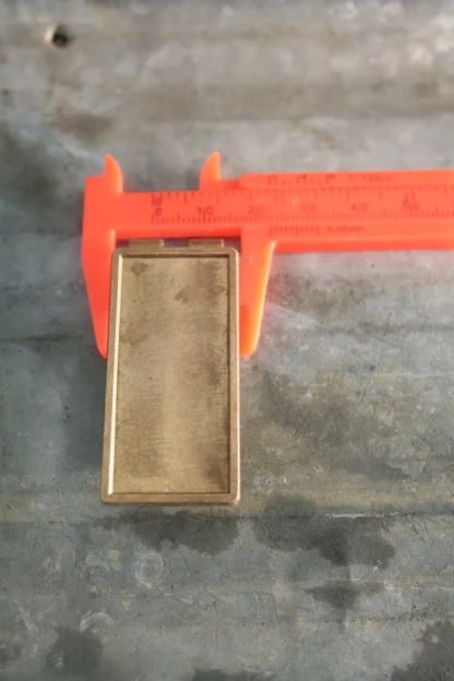 Pince à billet rectangle en laiton – Image 6