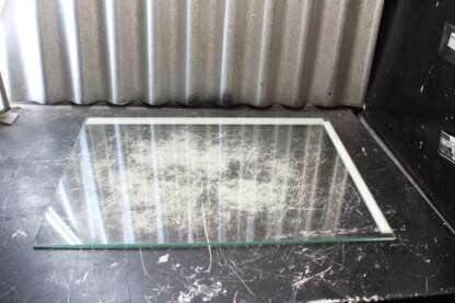 Verre trempé 18'' x 13-5/8'' x 1/8''
