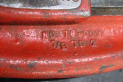 Vintage Armstrong Single Wheel Pipe Cutter No. 76-003 1/8­" to 2" – Image 4