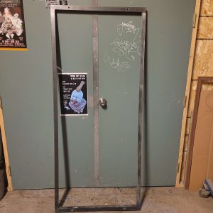 Grand cadre de fer angle en acier 75 " x 33"