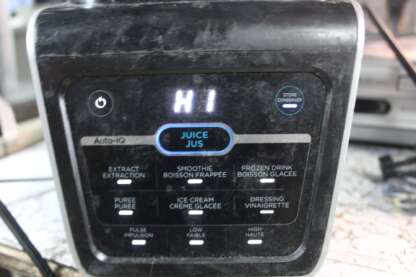 Ninja  1100 watt Blender  Juicer – Image 2