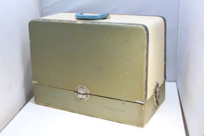Machine à coudre vintage Arrow avec coffre de transport – Image 3