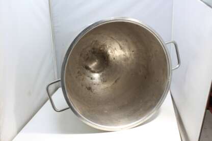 Très grande cuve en acier inoxydable avec poignées et fond percé (pot de plante, etc) – Image 8