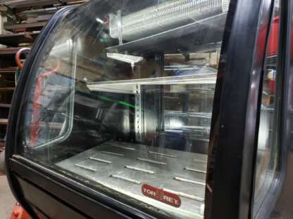 Réfrigérateur présentoir NON-FONCTIONNEL (commercial - restaurant Deli Merchandiser TEM100) – Image 5