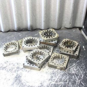 Lot de stators en acier pour projet DIY / Steampunk / Industriel