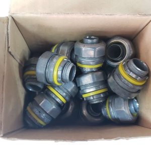 20x CI6604 Liquid-tight conduit connectors 1/2″