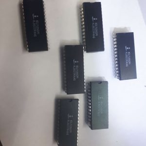 ICL7135CPI - 4 1 /2 Digit A/D Converter with Multiplexed BCD Outputs (6PCS)