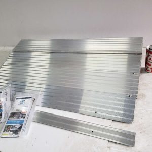 Rampe pour entrée aluminium 4" de haut - accessibilité chaise roulante mobilité réduite