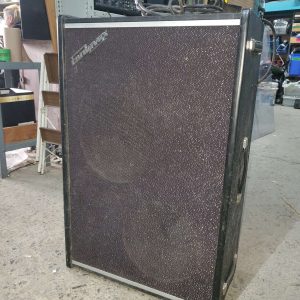 Amplificateur pour accordéon CORDOVOX Model CXA 22" x 12" x 36"