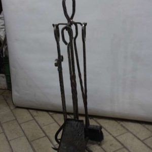 Ensemble de foyer en acier 4 accessoires  fait main