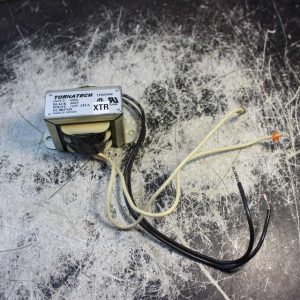 TORNATECH Transformer 1FRO006 / Input 60Hz / Black 600V / White 110V 25VA
