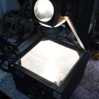 Projecteur à image fixe vintage Bell & Howell