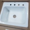 Lavabo en fonte émaillé 25"x22" - 4 trous - NEUF dans sa boite (MAYFIELD 5964-0)