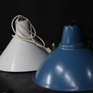 Lot de 2 abat-jours métalliques vintage