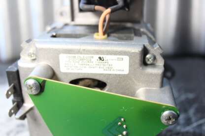 GE Dryer Motor 2121088P004 / WE17M45 - Image 2