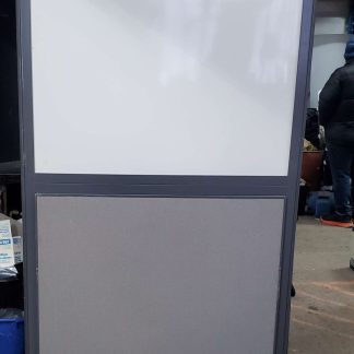 White board à roulette avec un pin board