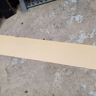 Feuille de plexiglas - acrylique rouge 49" x 10"