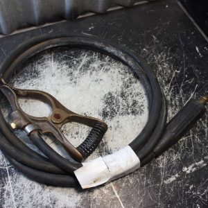 Pince de masse ENCO LPG-300 avec câble et connecteur Lenco LC-40