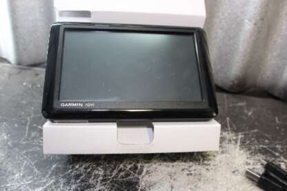 Brand New Garmin Nuvi 1490 LMT GPS Navigator System with car kit - Image 2