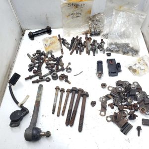 Lots of bolts for Chevrolet 6.2 diesel (intake manifold, gearbox, fan, timing cover)