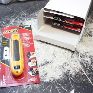 6 x OLFA "SK-8" Automatic Self-Retracting Safety Knive