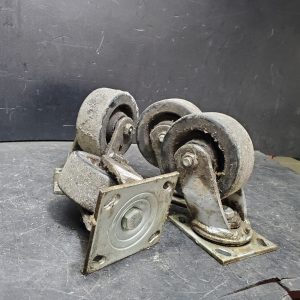 Lot de 4 roulettes de 5″ pour projet DIY