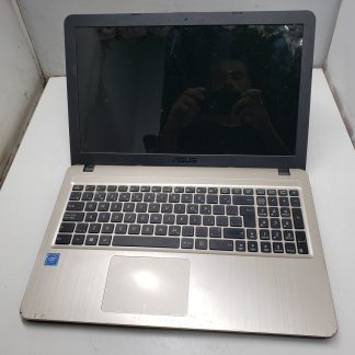 Laptop ASUS X540S - condition unknown, no HDD, sold as is for parts