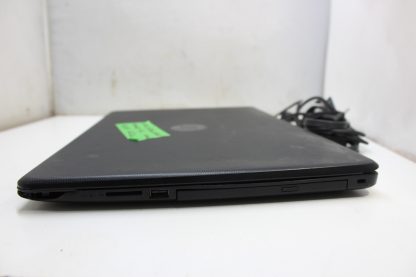 Laptop Intel i5-7200 - 2..65ghz - 8Gb RAM - Disque 222GB - 17" (un coin est brisé, voir photo) – Image 5