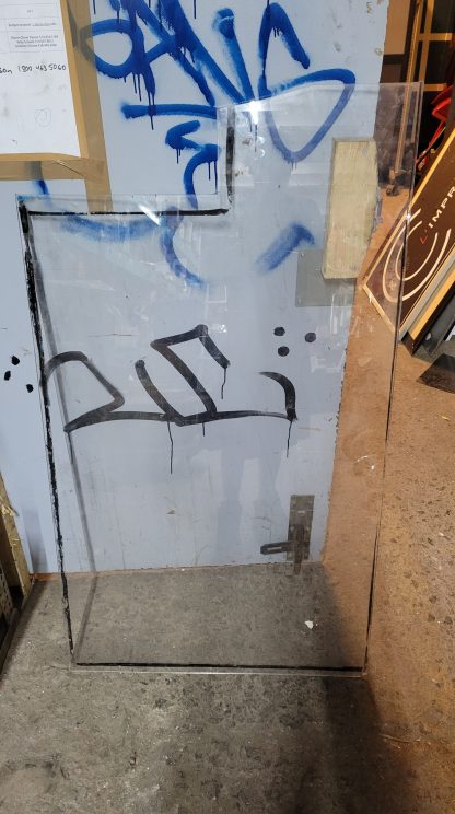 Plexiglas 44 3/8 x 29 1/2 x 1/4 pouces
